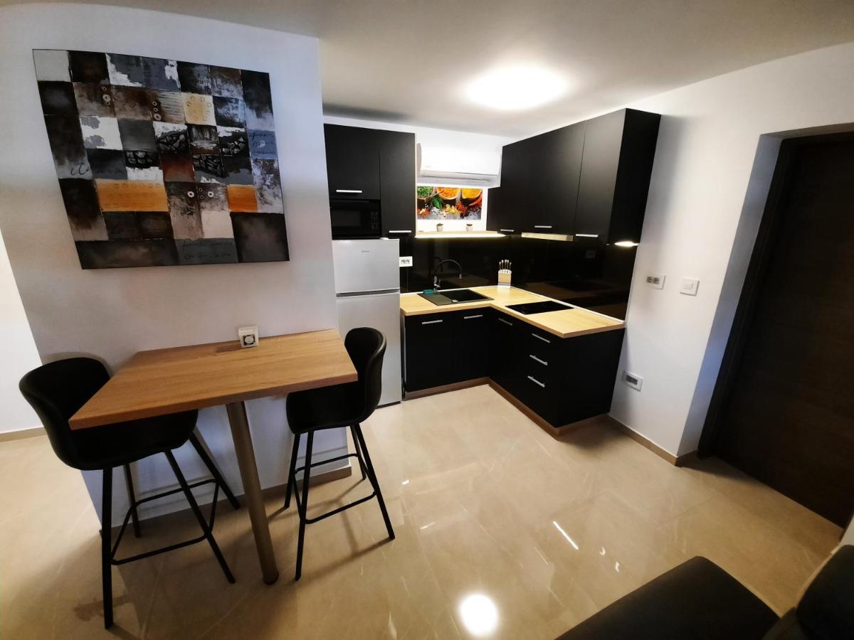 Apartmani New York Нова Градиська Екстер'єр фото