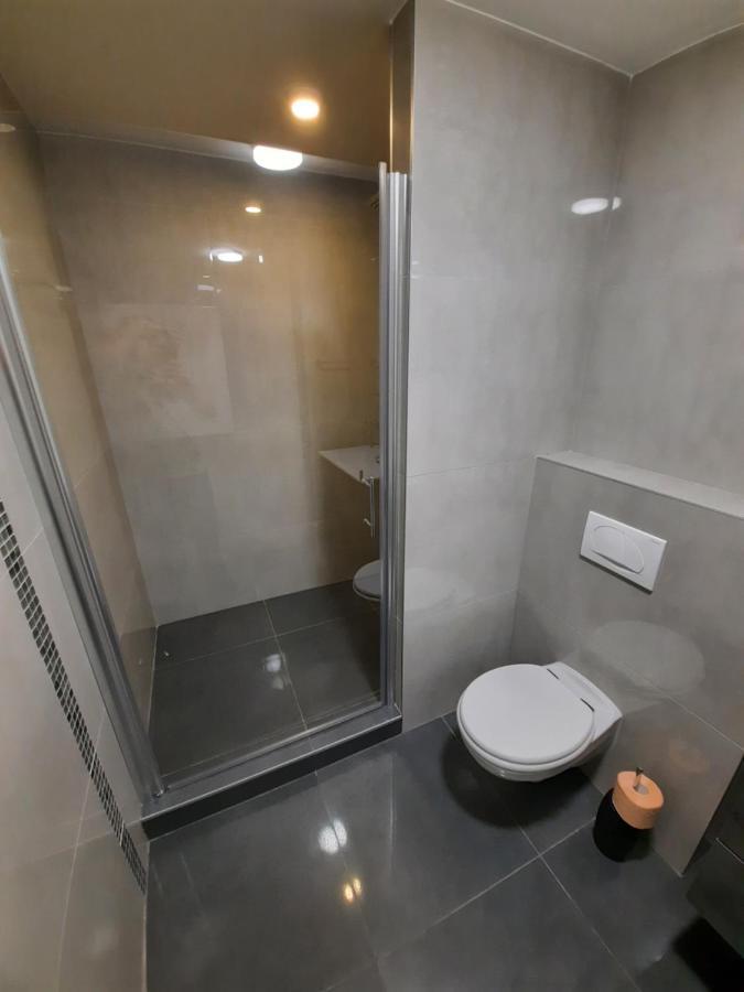 Apartmani New York Нова Градиська Екстер'єр фото