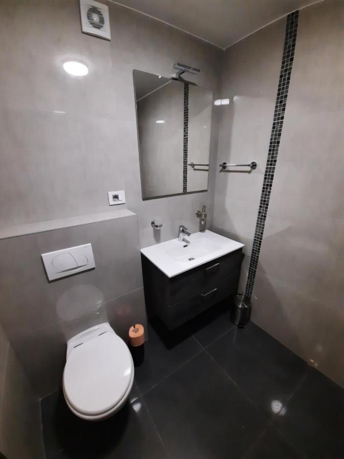 Apartmani New York Нова Градиська Екстер'єр фото