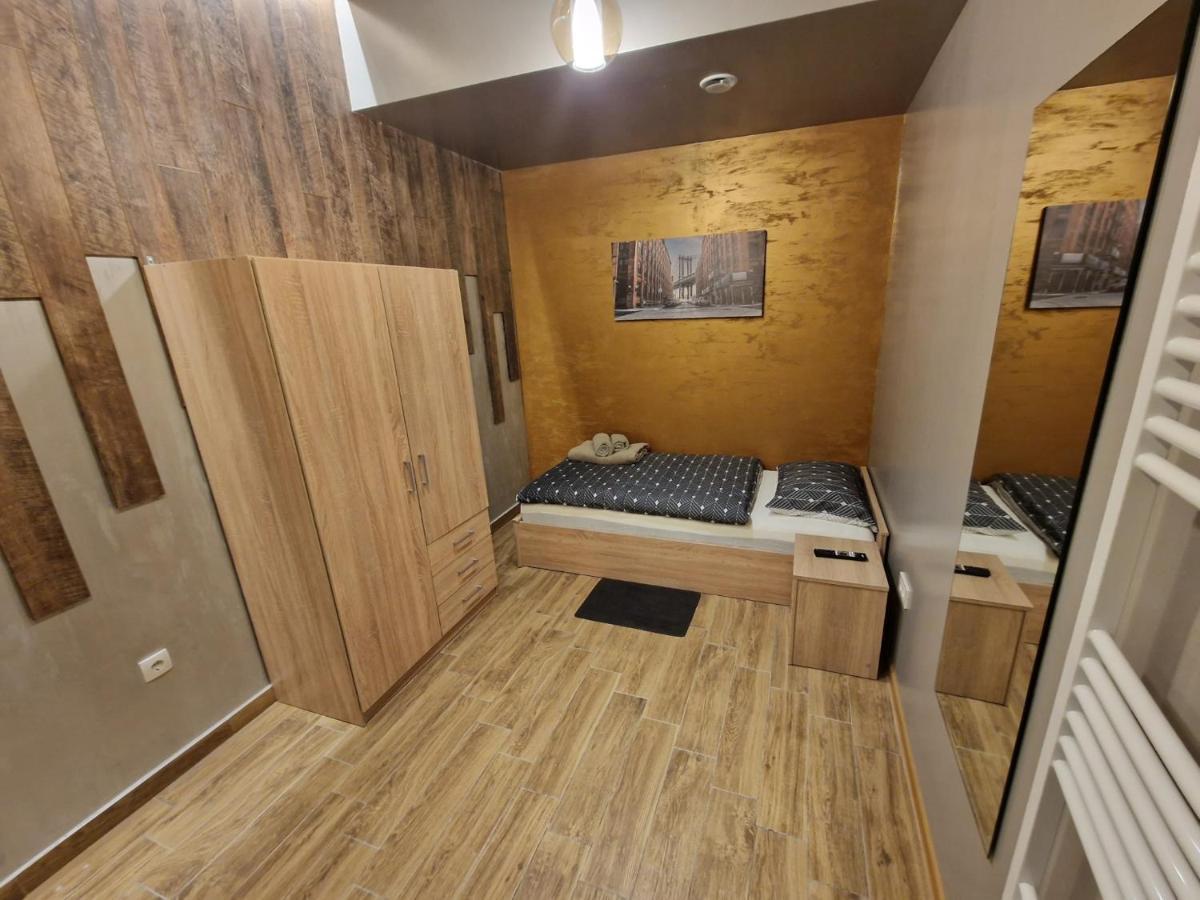 Apartmani New York Нова Градиська Екстер'єр фото